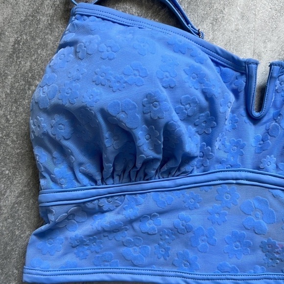 VS Pink Wireless Flocked Mesh Bralette Large-DD Cornflower Blue Daisy - Picture 8 of 10